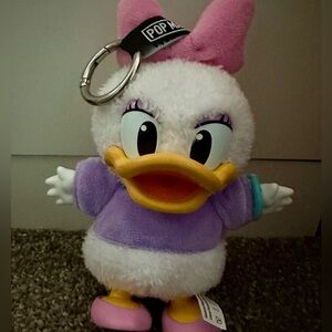 Authentic Mickey Family Cute Together-DAISY-New in box unopened